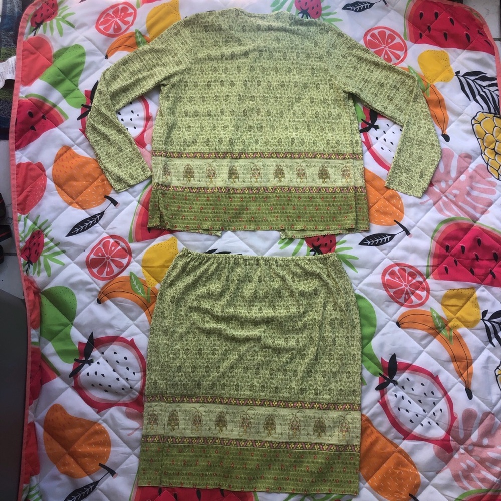 Whimsical Unique Pattern Set With A Cardigan And … - image 3